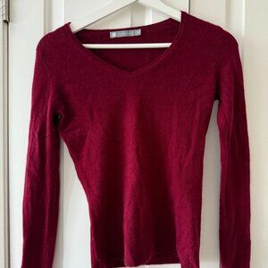 100% cashmere burgundy v neck